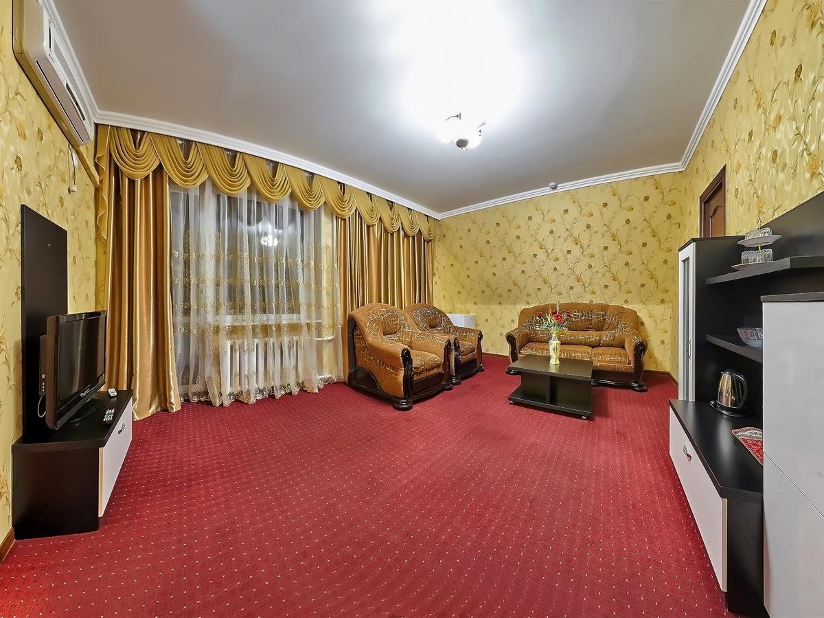 Hotel Sanatorium Elite Dnipro Truskavets Exterior foto