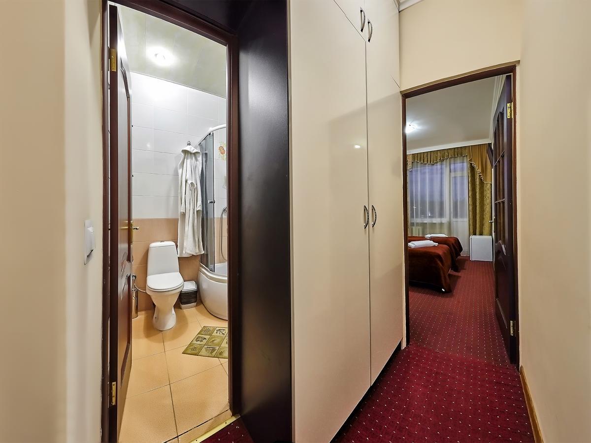 Hotel Sanatorium Elite Dnipro Truskavets Exterior foto